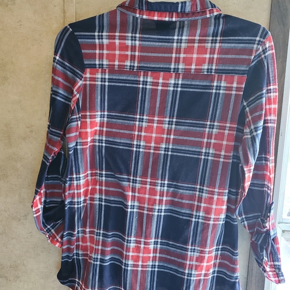 3/4 in sleeve Girls shirt - Picture 2 of 3